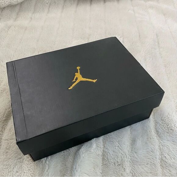 Jordan 3 Retro Laser Orange White Sneakers with Iconic Design Kids (PS) - Picture 10 of 12